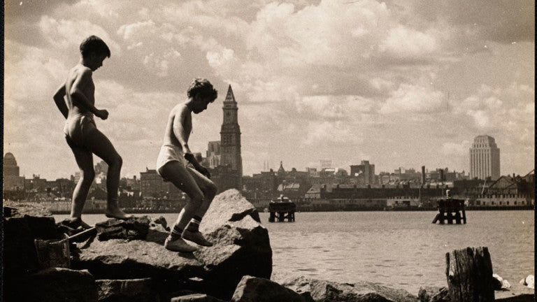 Photo by Arthur Griffin