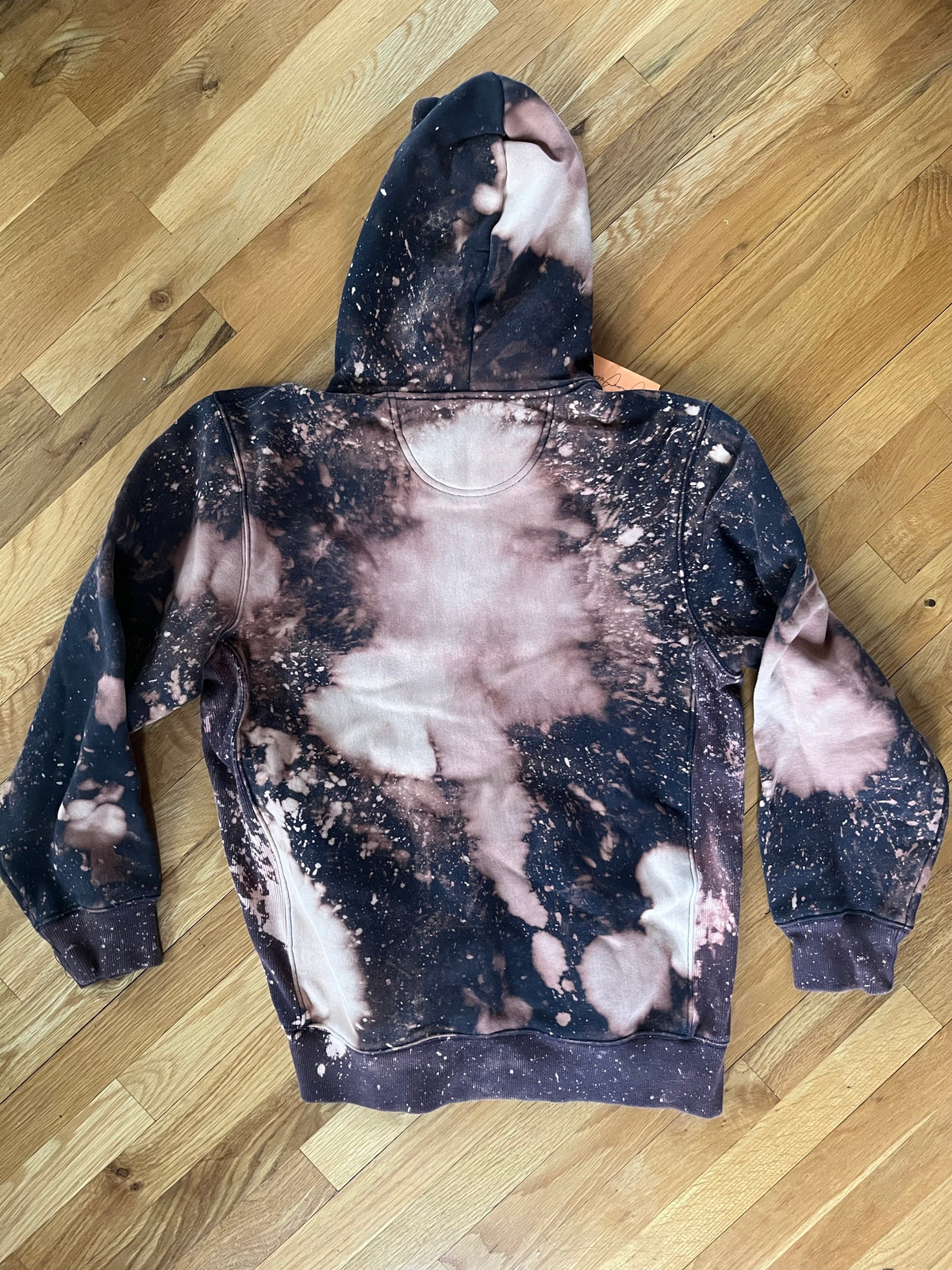 9F5DA8BD-6907-423A-B3D8-